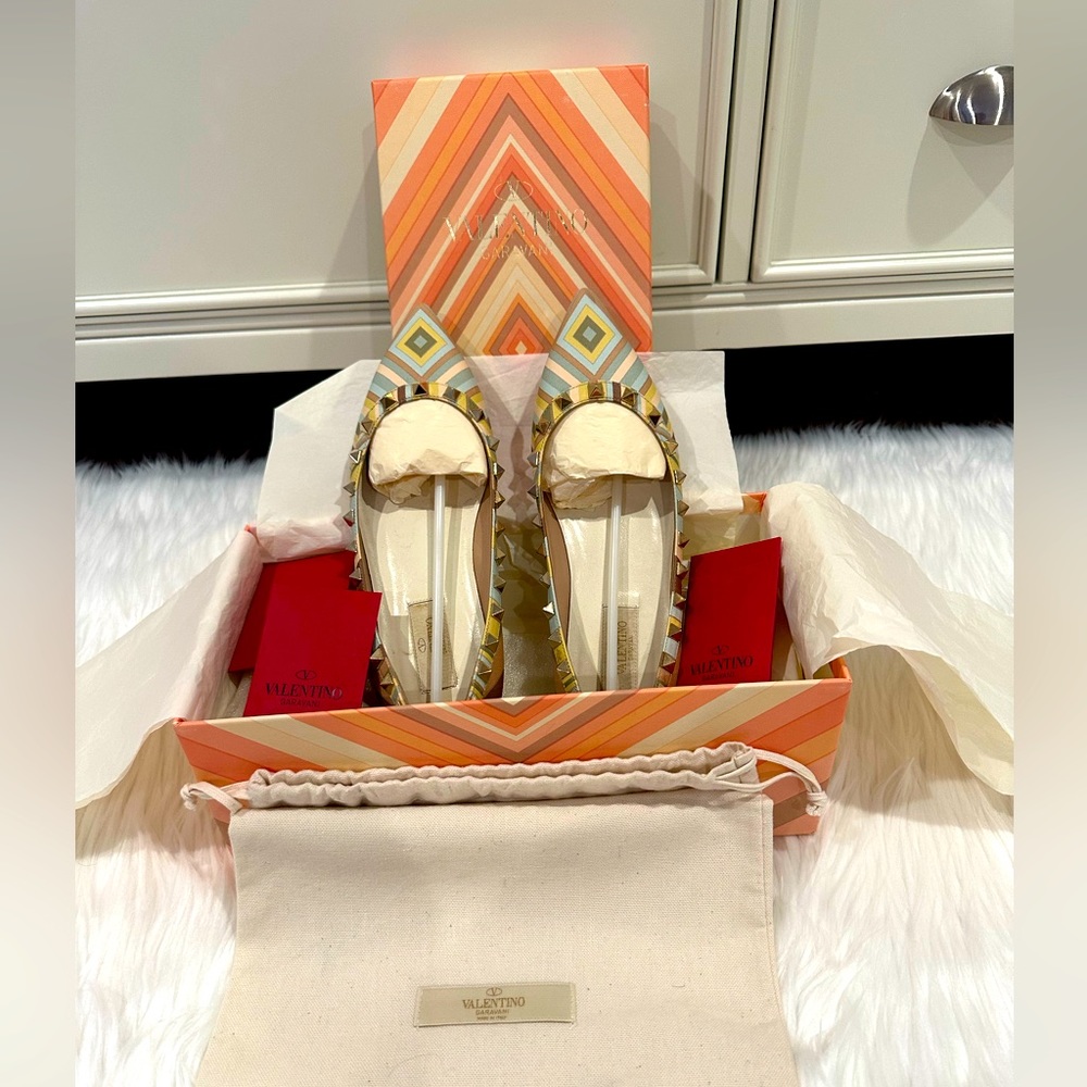 Authentic Valentino Garavani Ballerina shoes limited edition